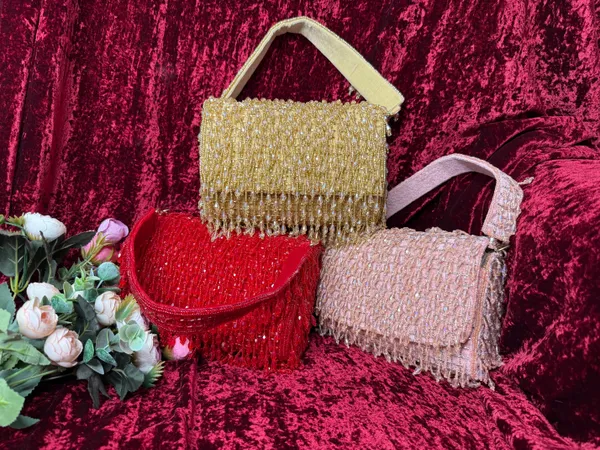 Red_Crystal_Tassel_Clutch_Purse